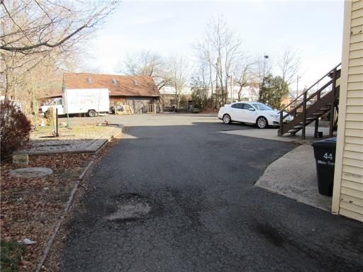 44 Main St, Englishtown, NJ 07726